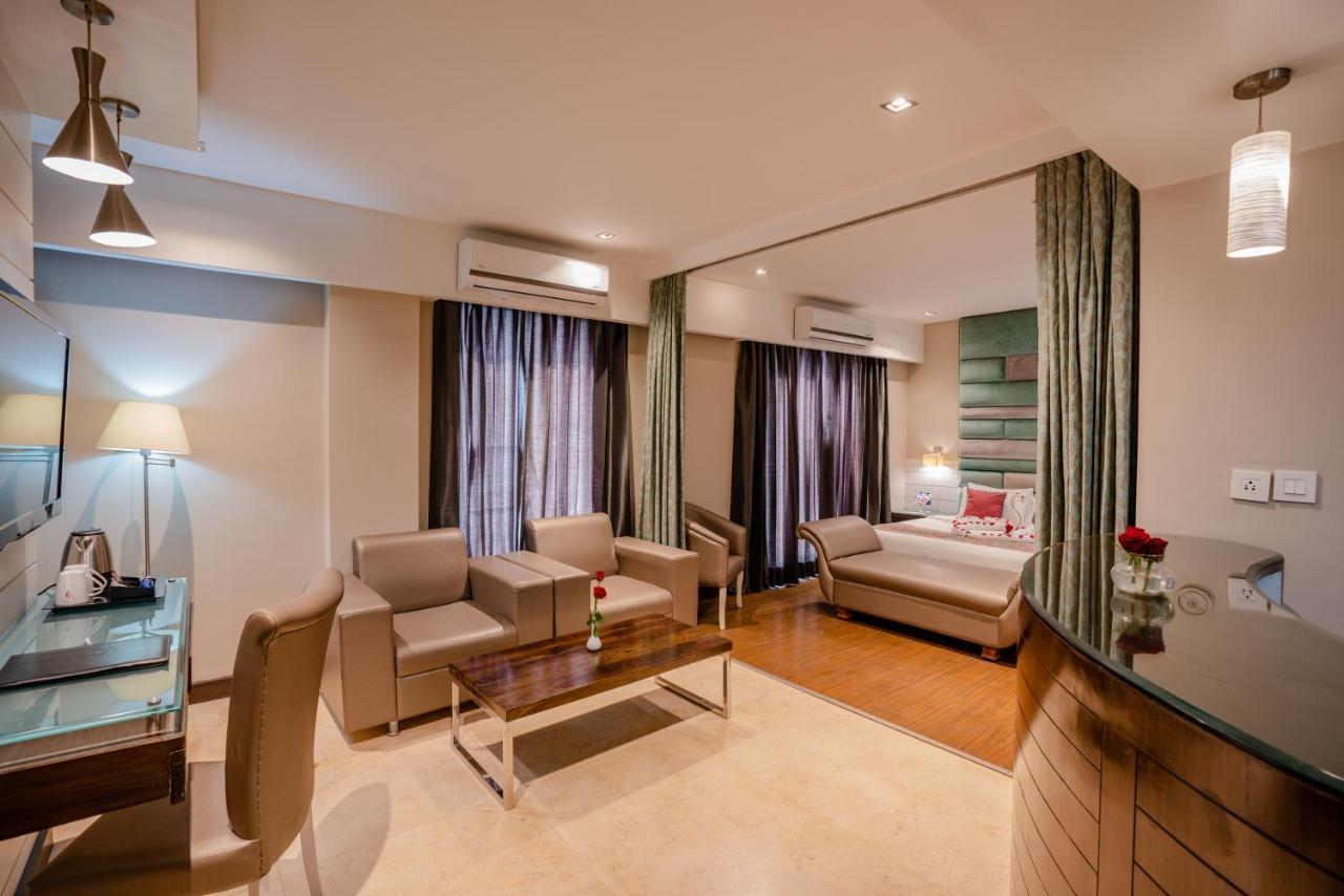 Regenta Inn Jaipur, Adarsh Nagar Buitenkant foto