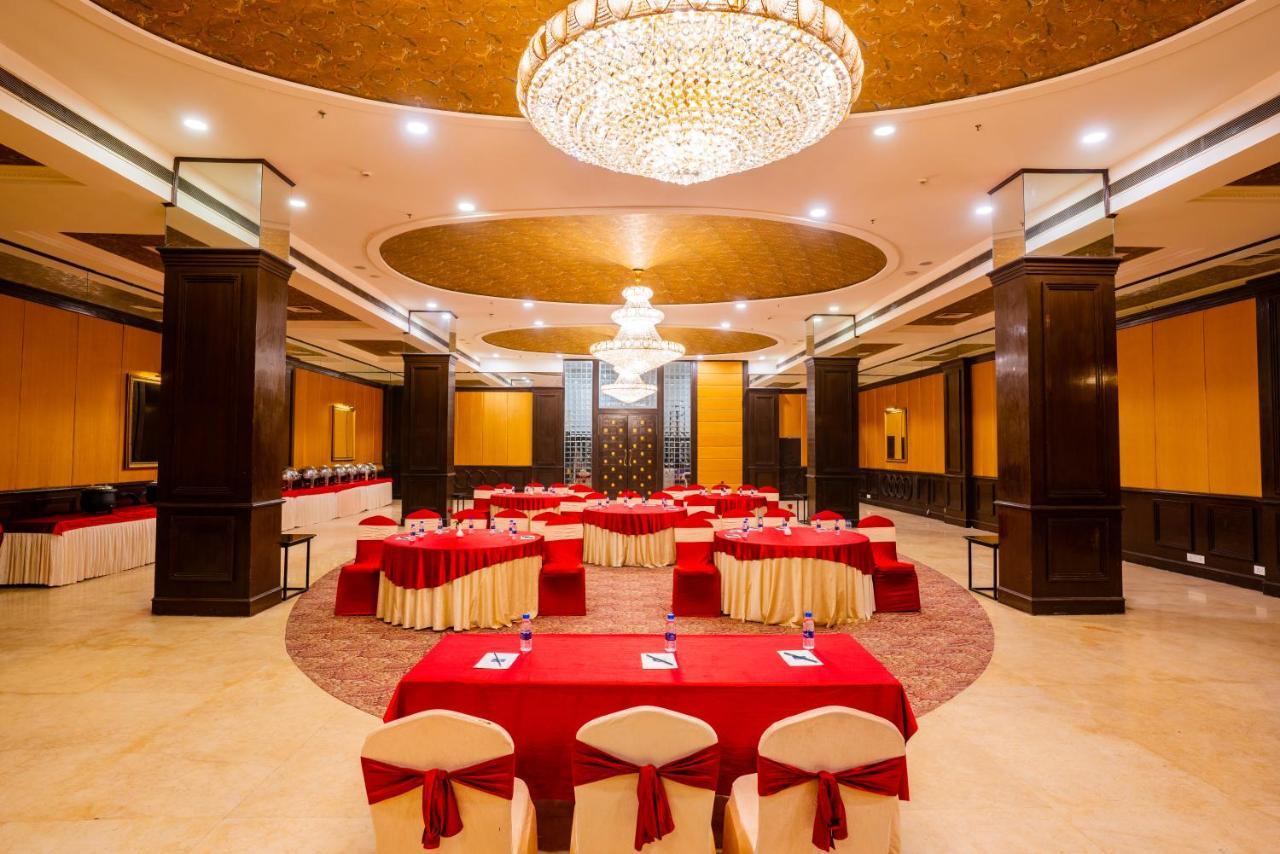 Regenta Inn Jaipur, Adarsh Nagar Buitenkant foto