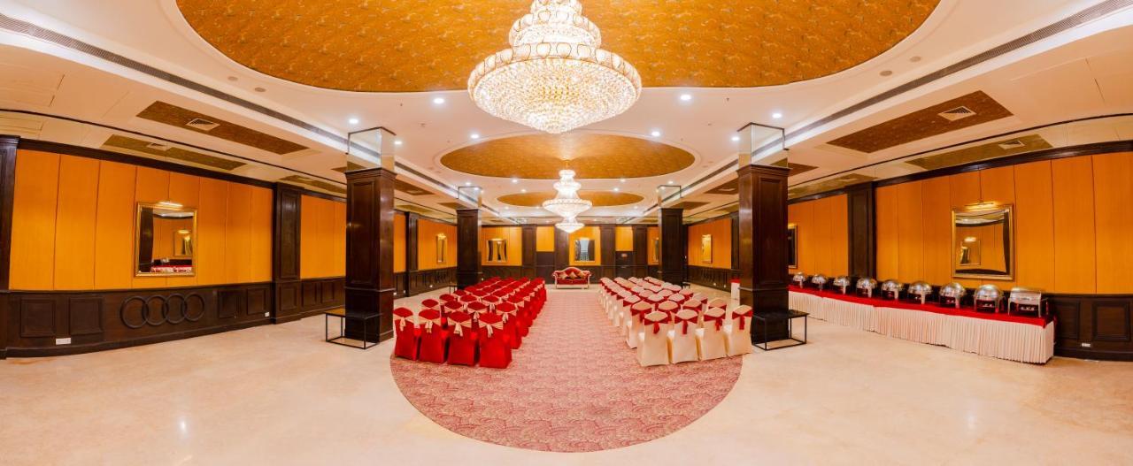 Regenta Inn Jaipur, Adarsh Nagar Buitenkant foto